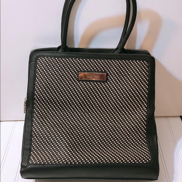 Calvin Klein Handbags - Calvin Klein xl Tote